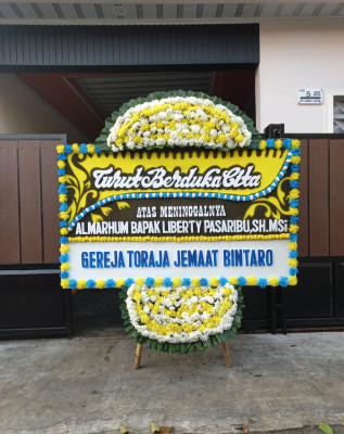 Papan Bunga Duka di Buniayu